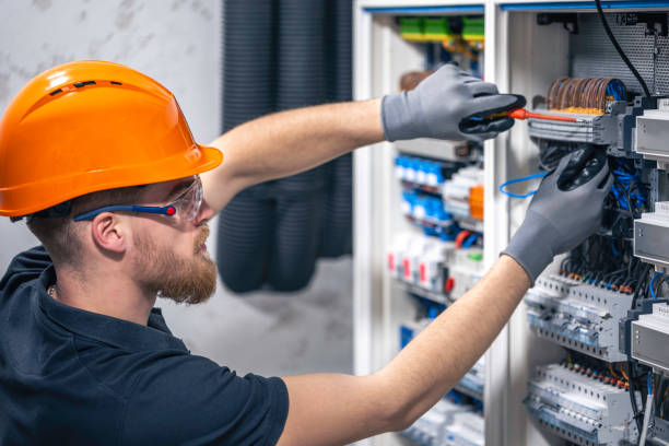 Best Affordable Electrician  in Cibolo, TX